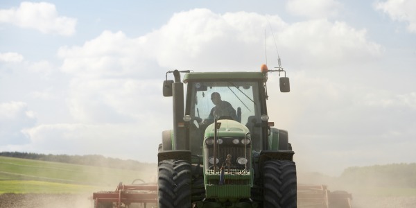  Lusterka do ciągników – podstawowe wyposażenie maszyny rolniczej